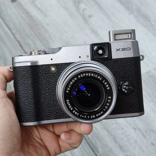 Fujifilm fuji series - x, x20